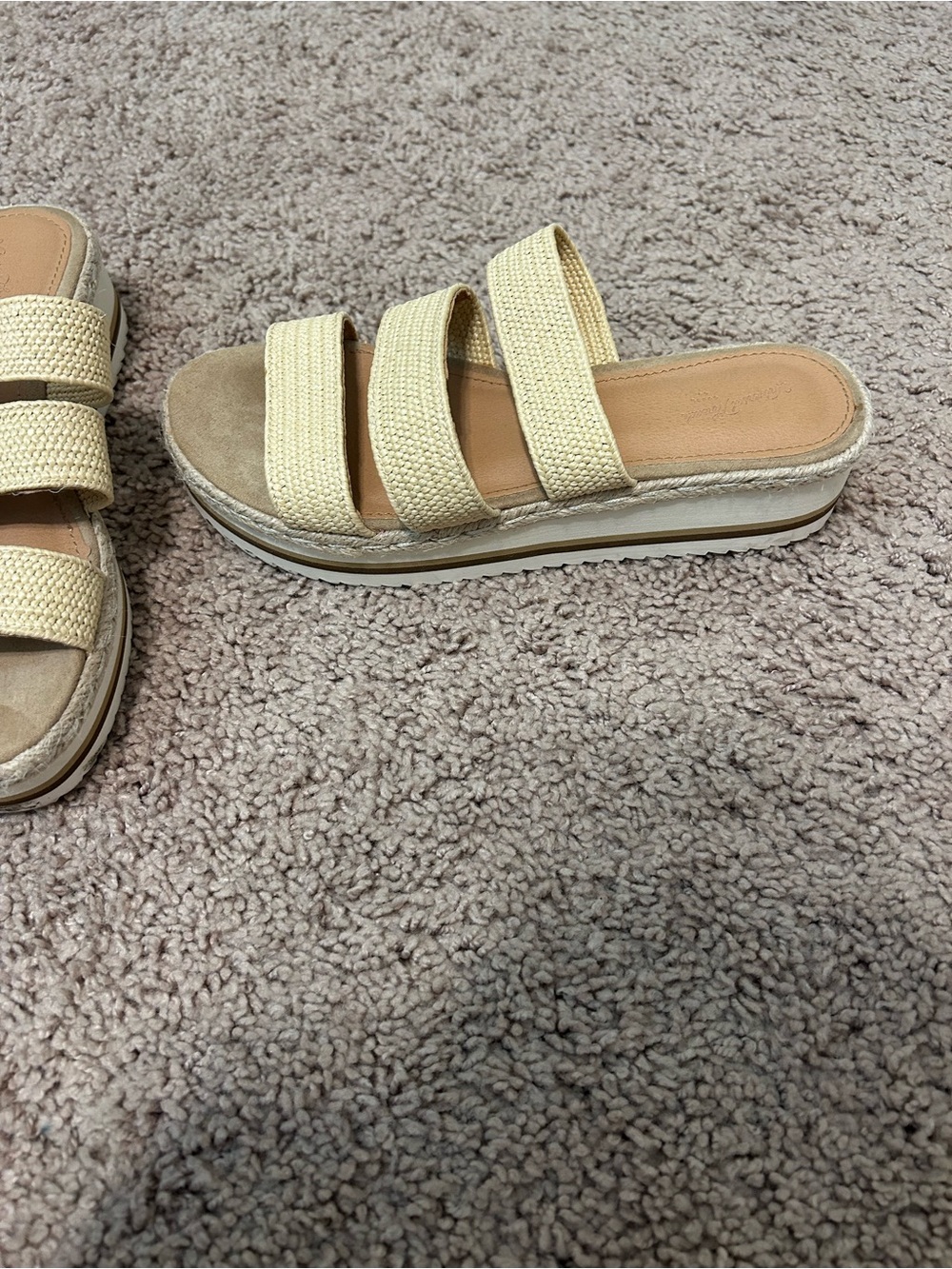 Universal Thread Woven Triple-Strap Sandals in Cream